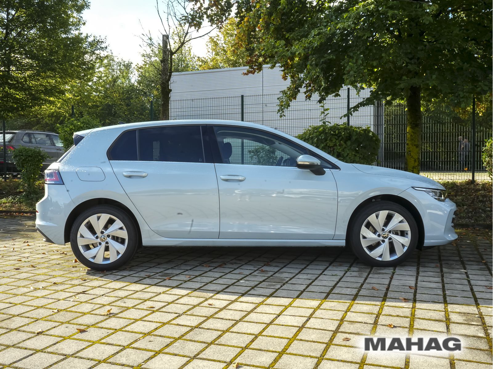 Volkswagen Golf VIII Style 1.5 eTSI AHK IQ.Light ParkPilot foto 5