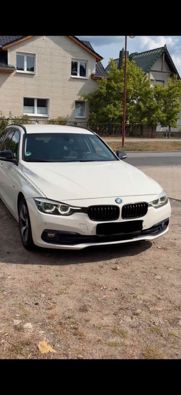 Image of BMW 320