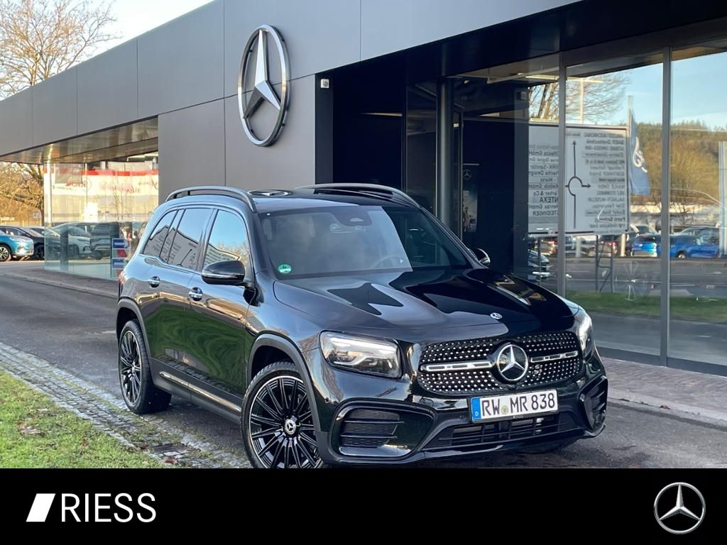 Mercedes-Benz GLB 220