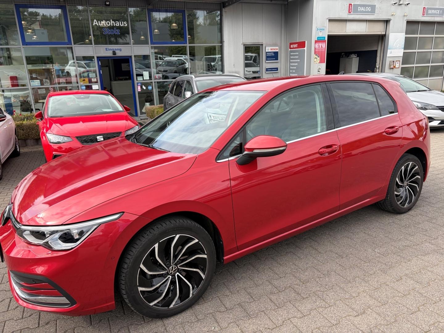 Volkswagen Golf VIII Highline Navi Memory Sitze Massagesitz