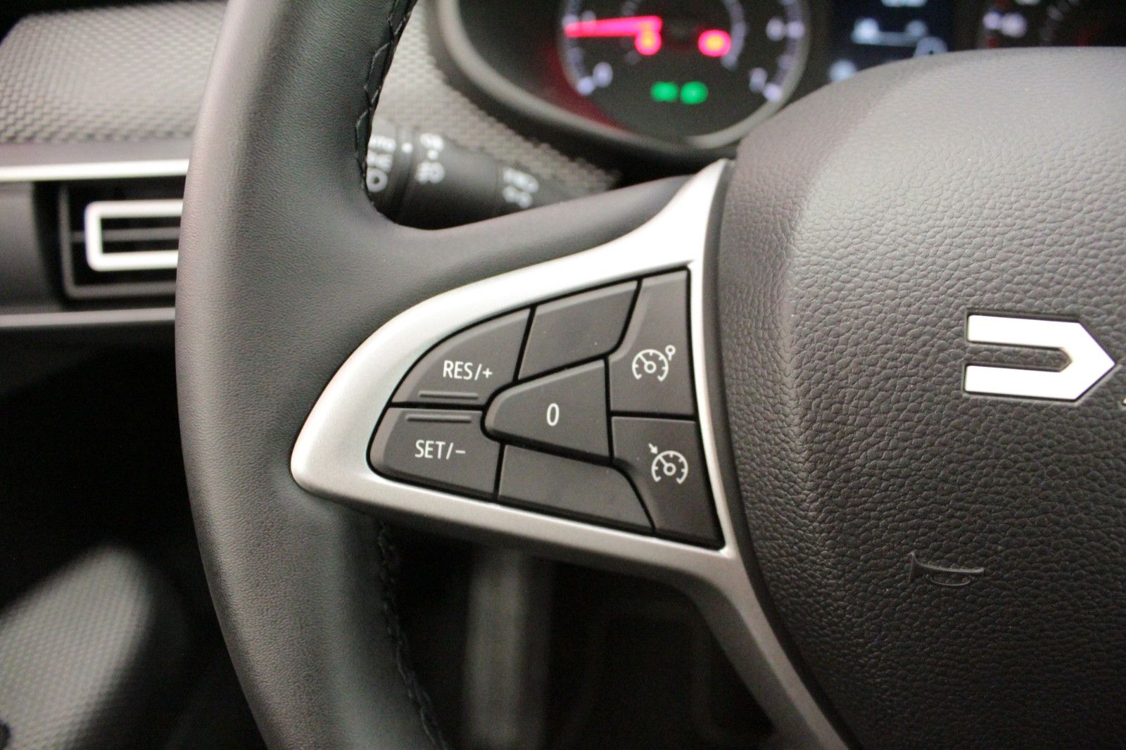 Fahrzeugabbildung Dacia Sandero TCe 90 auto Journey *Komfort-Paket*Sitzh