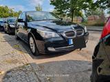 BMW 525xi A - - BMW 525: 525xi