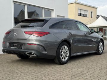 Mercedes CLA 200 Shooting Brake - 11