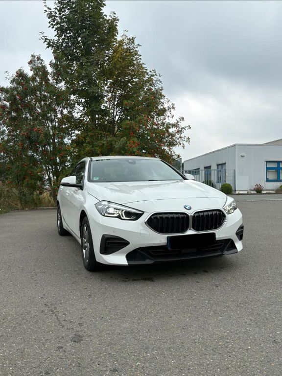 Image of BMW 218