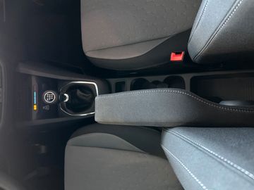 Ford Tourneo Courier Titanium Winterpaket 5JGarantie!