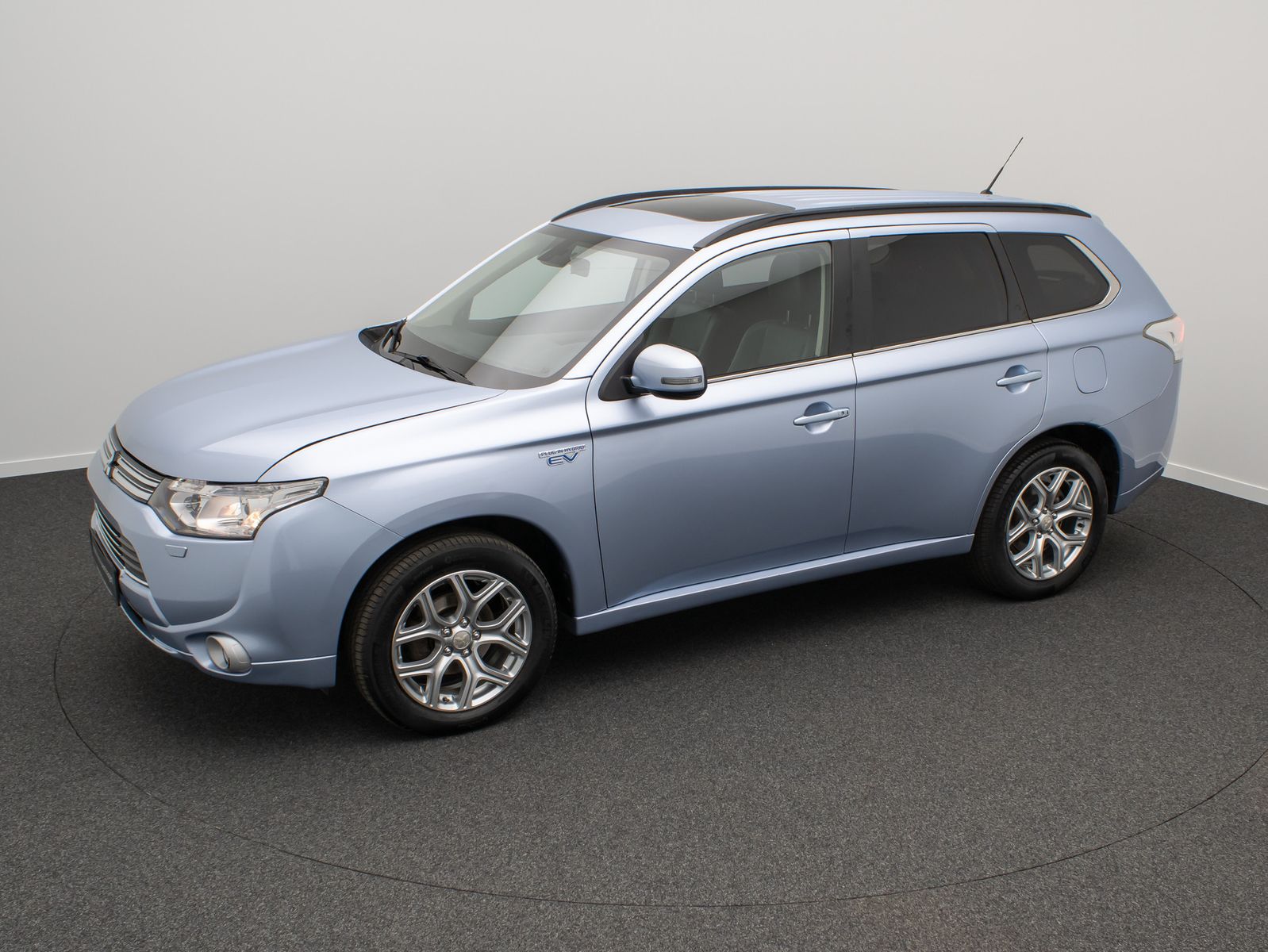 Fahrzeugabbildung Mitsubishi Outlander PHEV Instyle 4WD Kamera Soundsystem LM