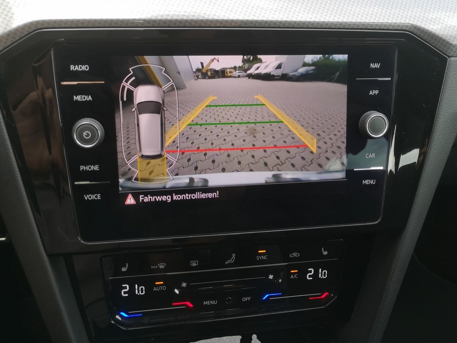 Volkswagen Passat Alltrack - Bild 10
