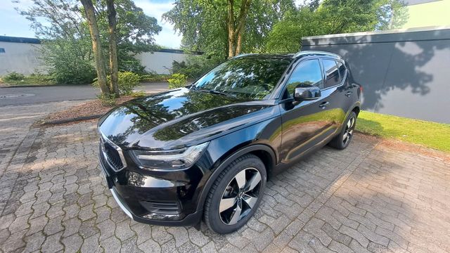 VOLVO XC 40