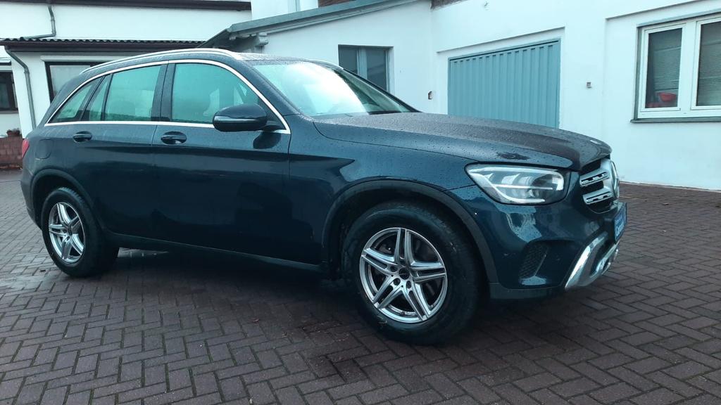 Mercedes-Benz GLC 220