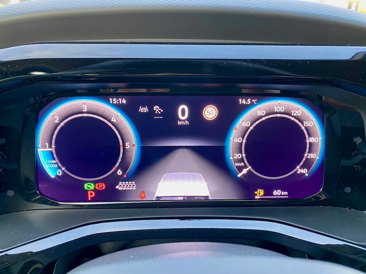 Fahrzeugabbildung Volkswagen T7 Multivan 2.0 TDI LANG LIFE AAC NAVI 7-SITZER