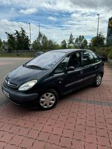 Citroën Citroen Xara Picasso TÜV 2027 April - Citroën C3 aus 2002
