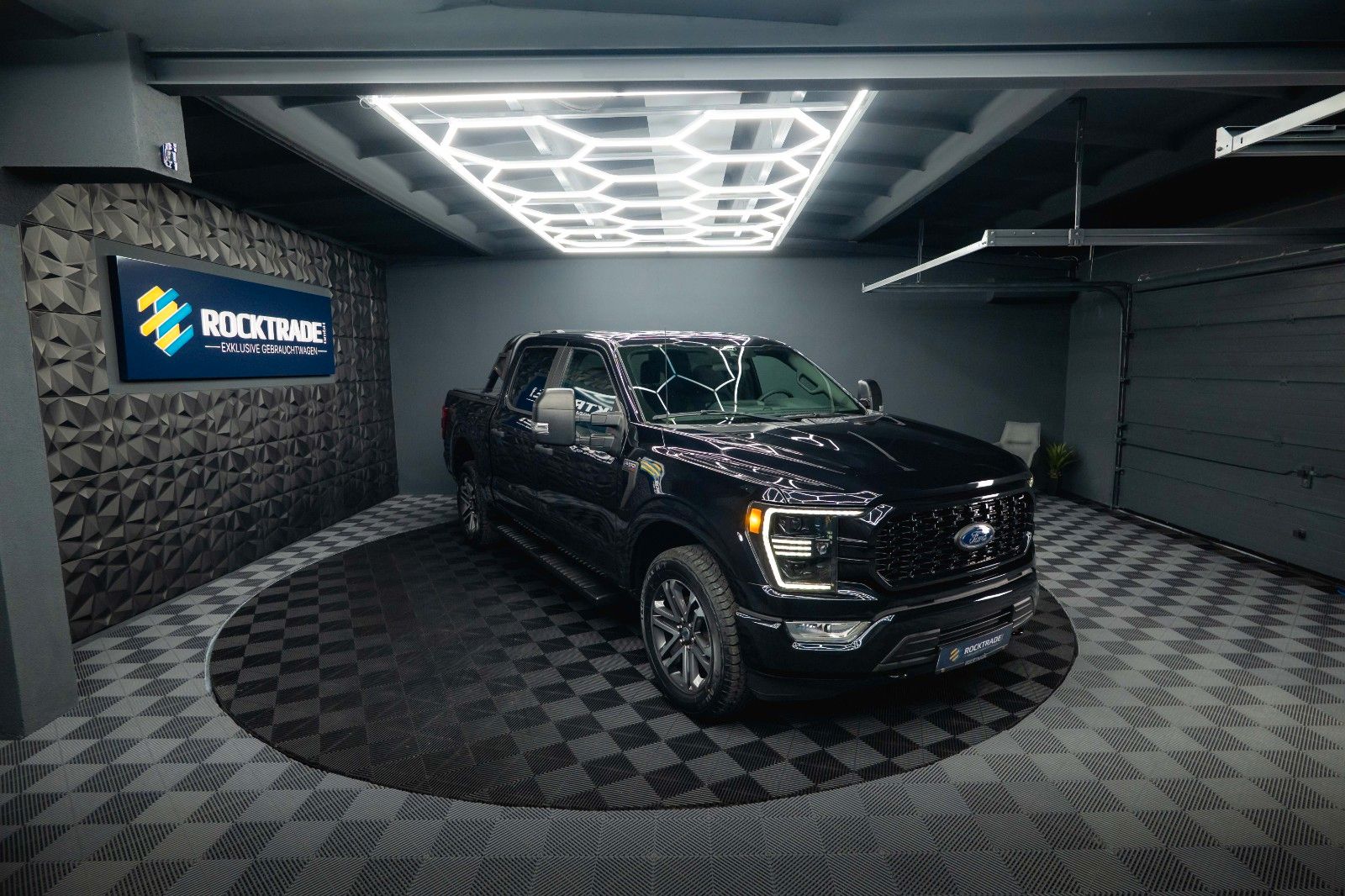 Fahrzeugabbildung Ford F150 5.0L V8 4x4 Offroad  SuperCrew RAPTOR 19%