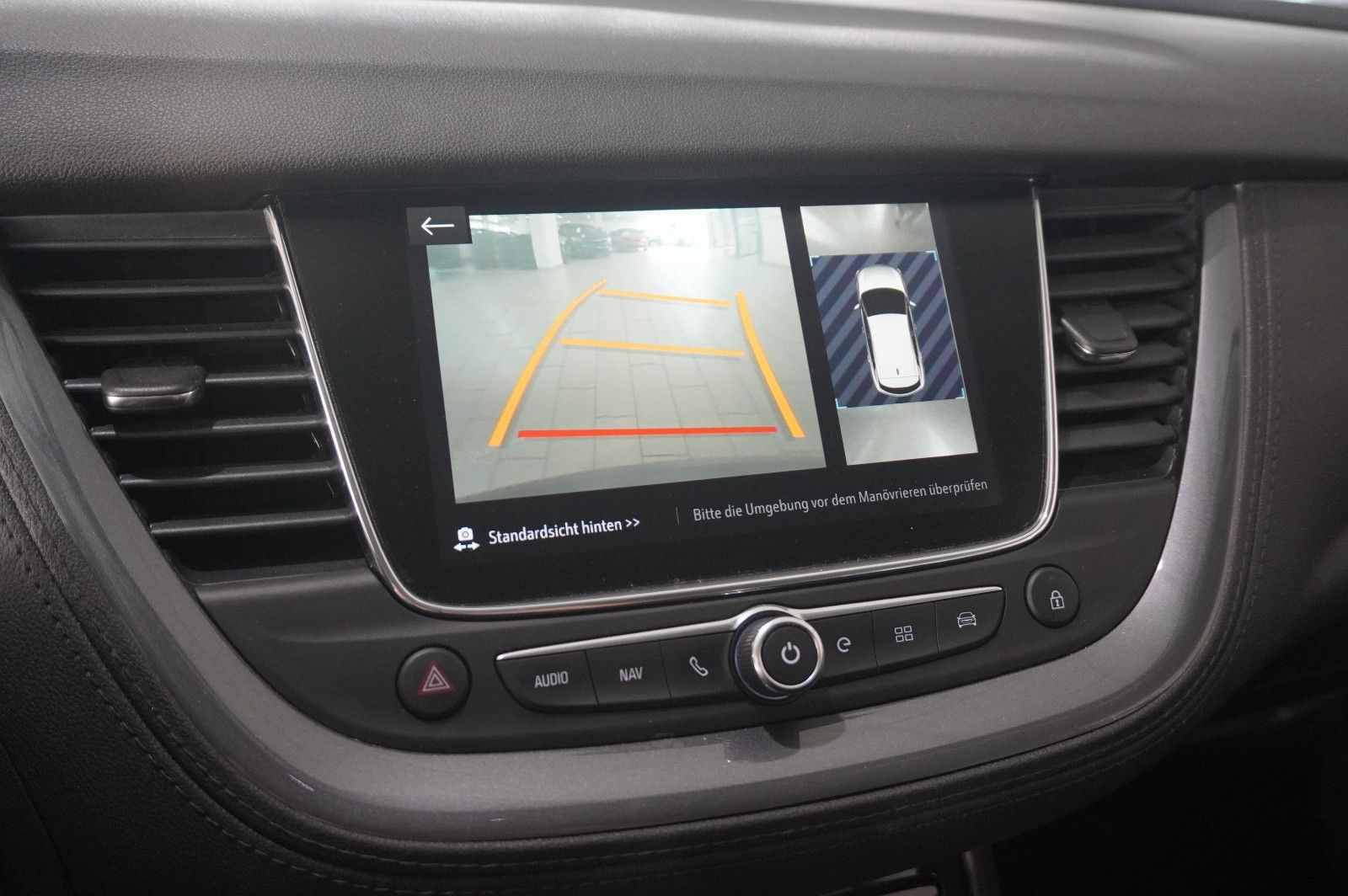 Fahrzeugabbildung Opel Grandland (X) 1.6 PHEV ULTIMATE NAVI/LED/360°/SH
