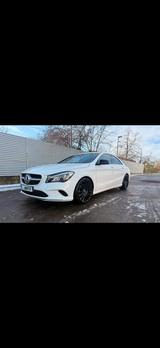 Mercedes-Benz CLA 180 - 2018 - 105.000 - Scheckheftpgepf... - Mercedes-Benz CLA 180 in Nürnberg