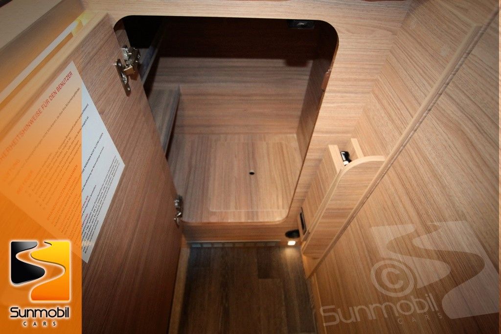 Fahrzeugabbildung Weinsberg X-Cursion 500 MQ Pepper 3500kg Premium Tür