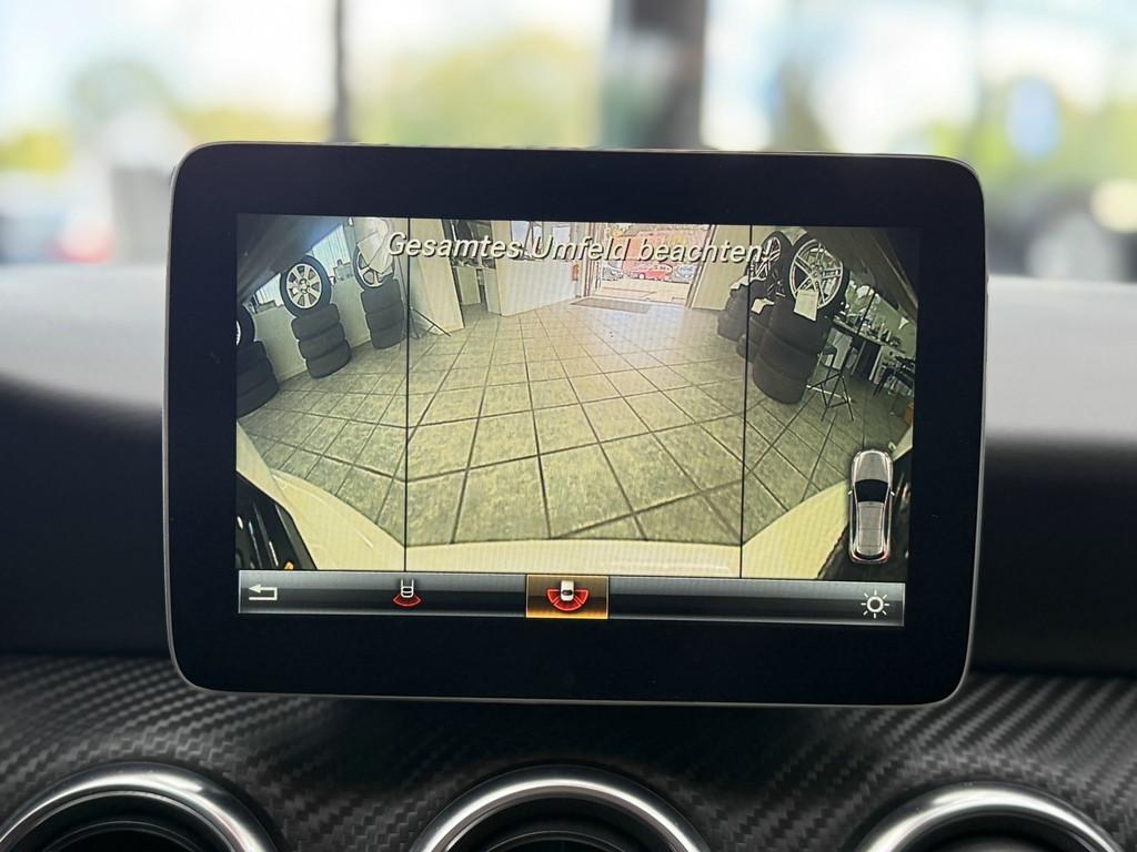 Mercedes-Benz A 200 CGI AMG Line, LED, Leder, Navi, 7G, Kamera