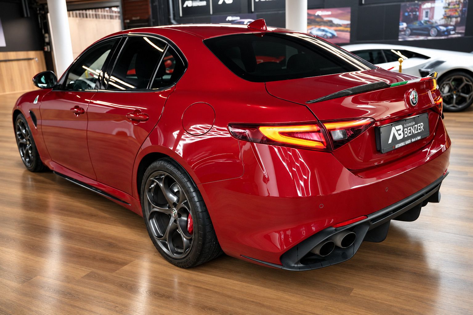 Fahrzeugabbildung Alfa Romeo Giulia Quadrifoglio *Carbon*HarmanKardon*ACC*Kam
