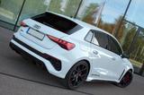Audi RS3 2.5 TFSI Sportback von WA - Audi RS3 mit Benzin-Antrieb: Kombi, 2.5