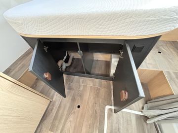 Sunlight Adventure T Ford 690L HUBBETT Backofen SAT TV 