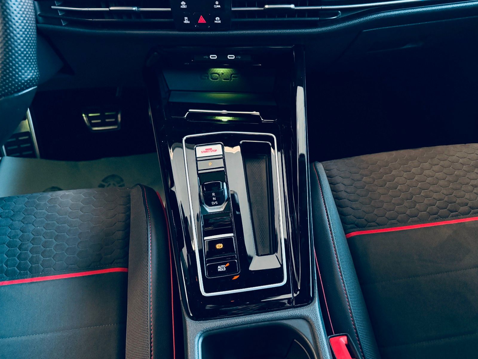 Volkswagen Golf VIII Lim. GTI Clubsport IQ/PANO/H-K/ACC/KAM foto 20