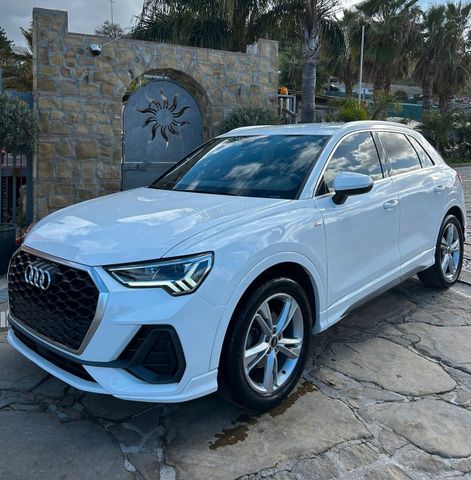 Audi Q3 35 TDI S tronic S line edition Led Pelle