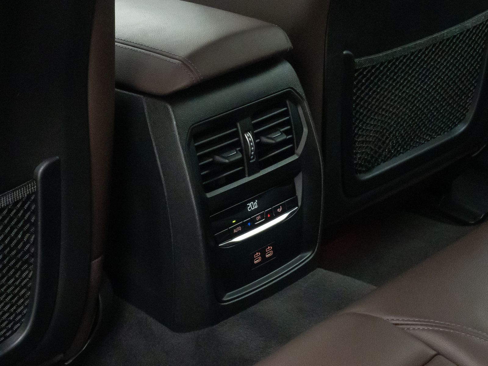 Fahrzeugabbildung BMW i4 M50 GC HUD H/K Komfort DAB Kamera 19Zoll