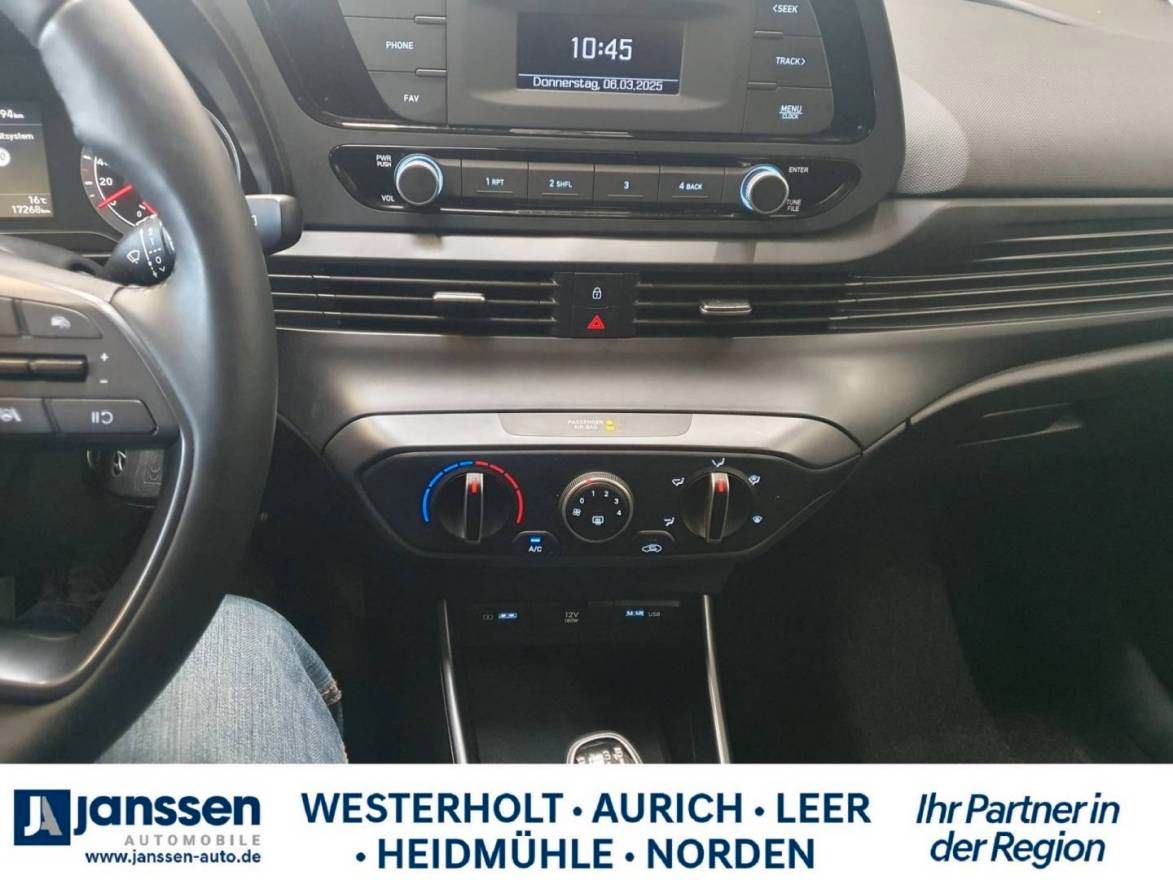 Fahrzeugabbildung Hyundai BAYON Select Winterpaket,PDC hinten,Klima,Start