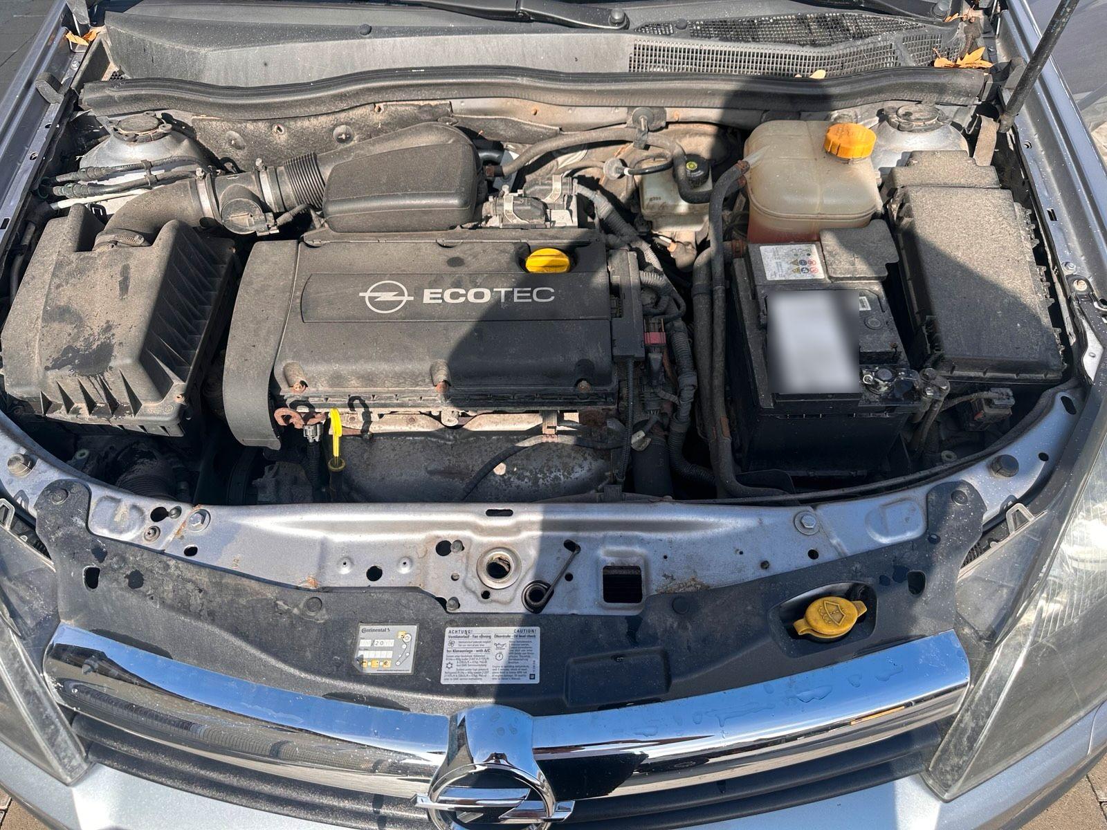 Opel Astra 2006 — photo 15