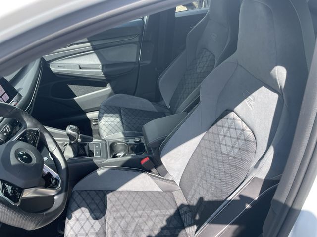 Golf R-line TSi Navi Matrix Kamera ACC