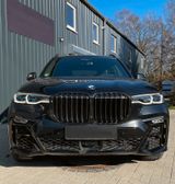 BMW X7 M50 M50d Aero Pano Shadow HUD 360° - BMW X7 M50 aus 2020