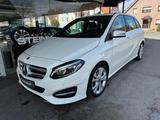 Mercedes-Benz B 180 Urban Aut. * 29.000 Km * LED * NAVI * PDC - Mercedes-Benz B 180 in Bielefeld
