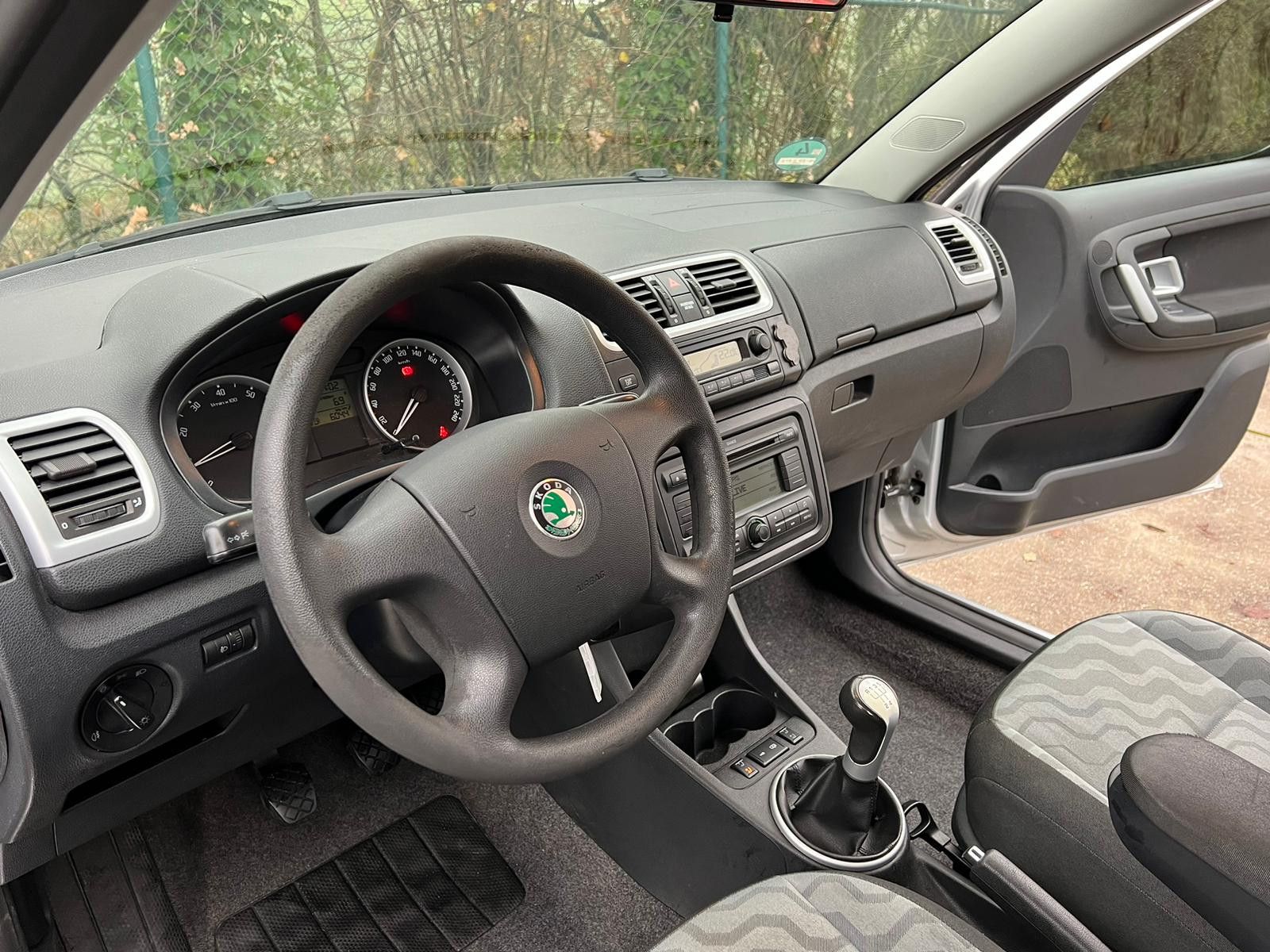SKODA Roomster Style 1.Hand AHK Klima Sitzheizung