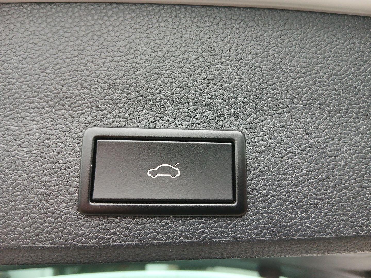 Cupra Ateca 2.0 TSI 4D DSG *PANO*AHK*ACC*BEATS*SHZ*