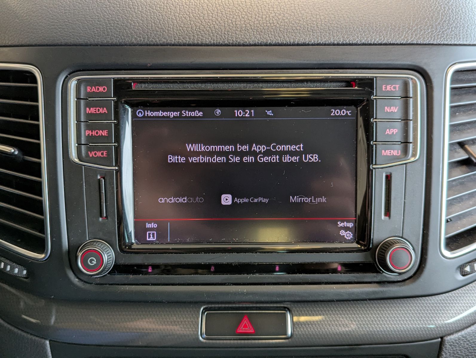 Fahrzeugabbildung Volkswagen Sharan 2.0 TDI DSG Join Pano StHz. 7-Sitze AHK