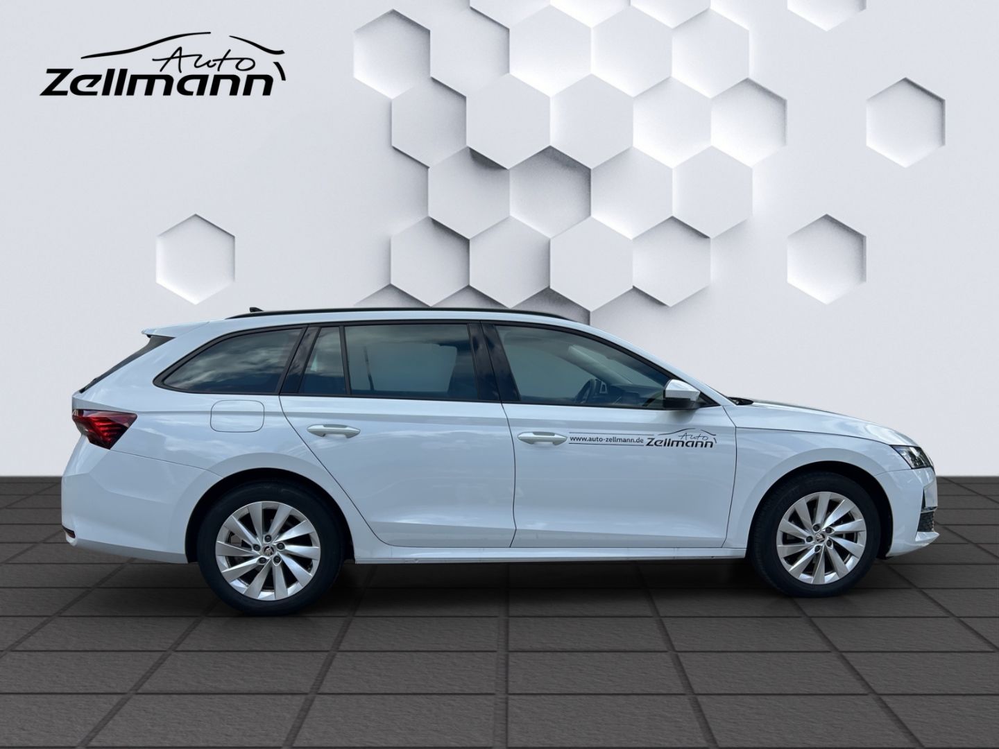 Octavia Combi 1.5 TSI mHEV DSG- Selection-Side A