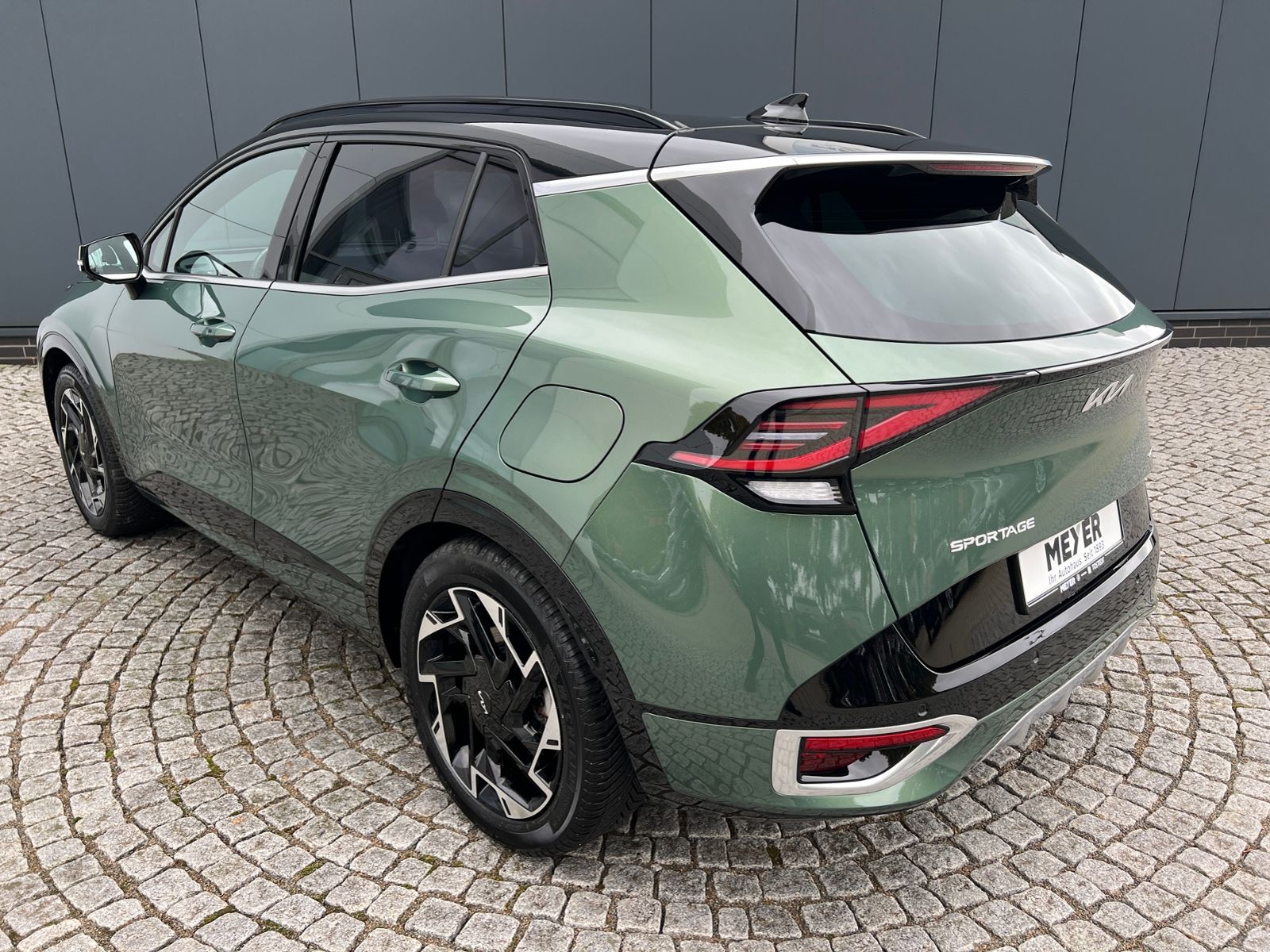 Fahrzeugabbildung Kia Sportage GT-Line 1.6 T-GDI Mild-Hybrid 4WD *Stan