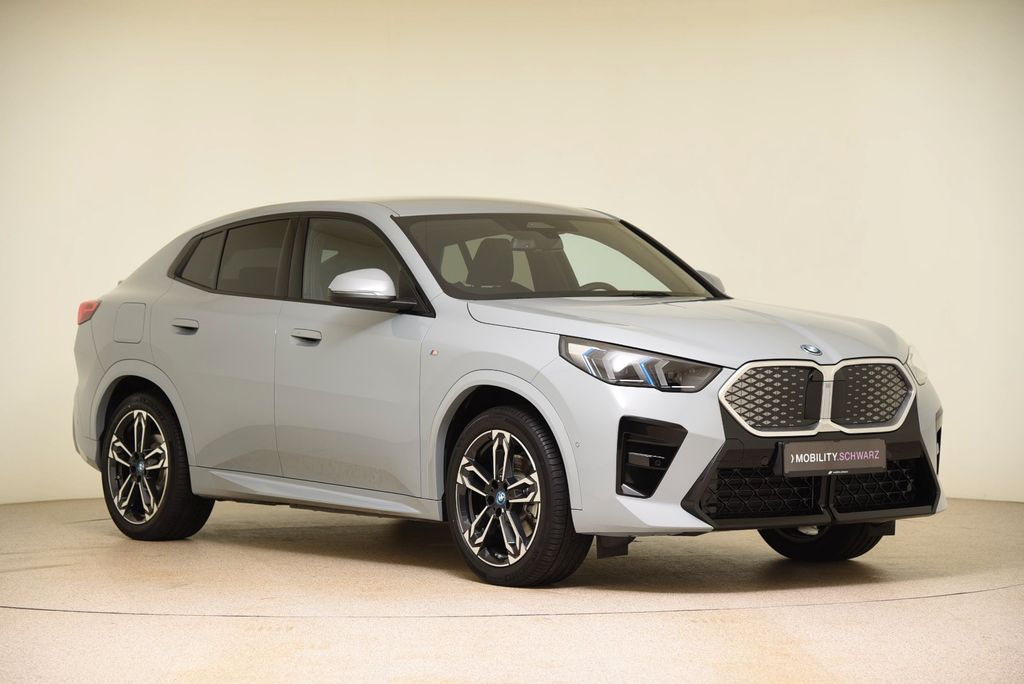 BMW iX2