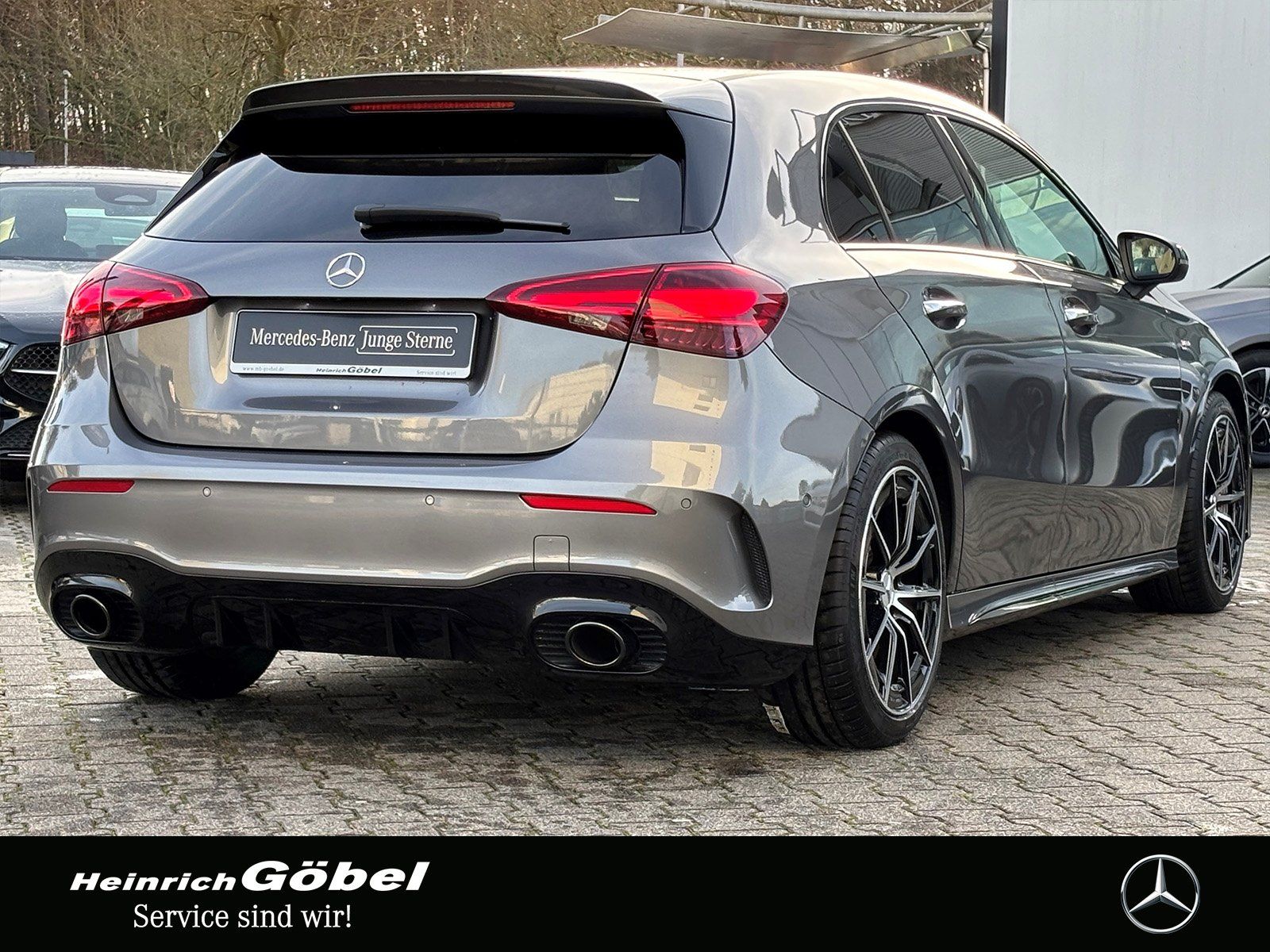 Fahrzeugabbildung Mercedes-Benz AMG A 35 4M FAP*PANO*BURMESTER*MEMORY*AMBIENTEBE