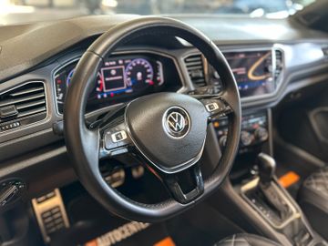 MYAUTOCENTER – Gebraucht- und Jahreswagen mit Werkstattservice in Pfaffenhofen Volkswagen T-Roc *R-Line* Spurhalte*Lenkradheizung*2-Zonen*