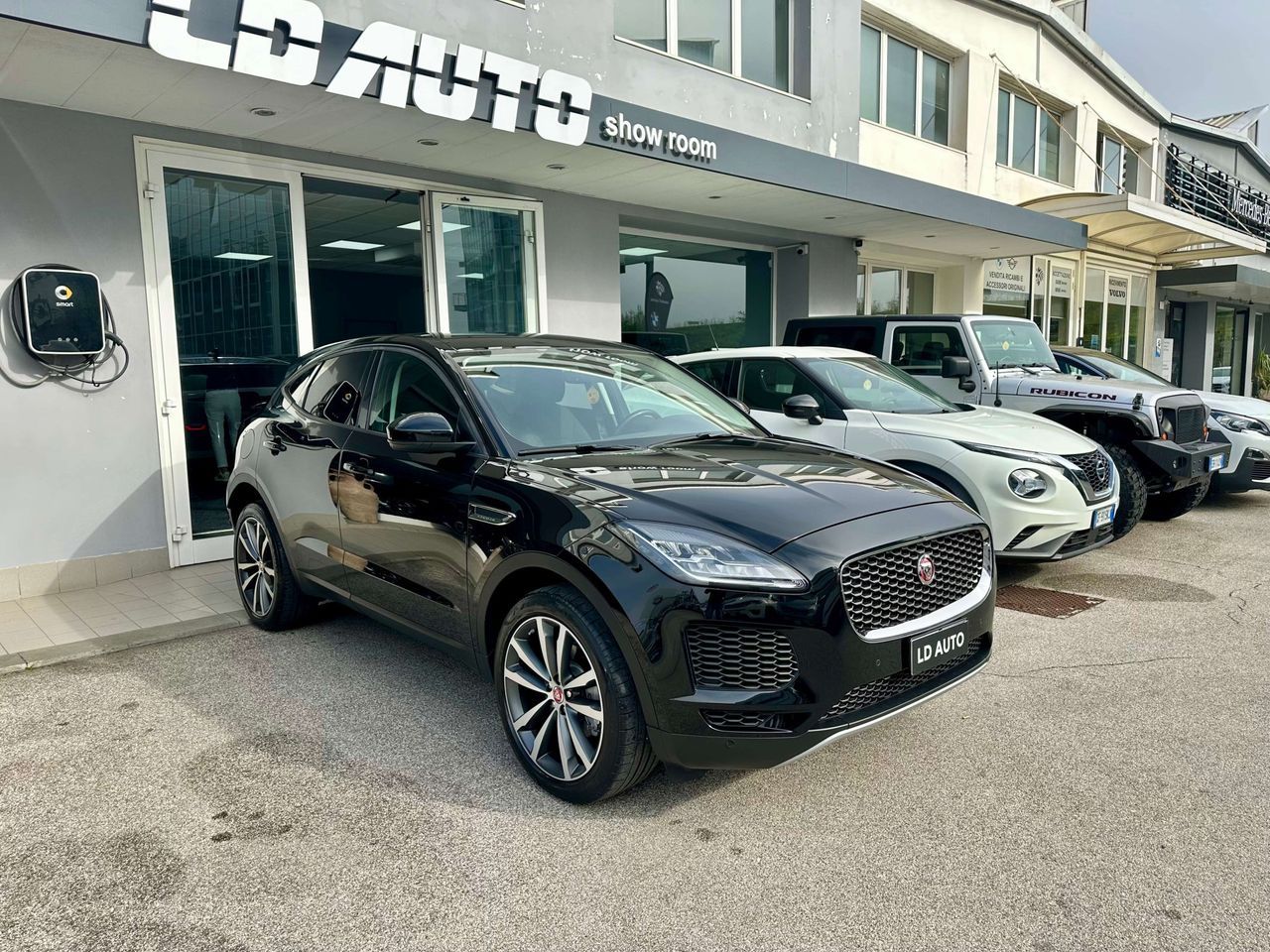 JAGUAR E-Pace