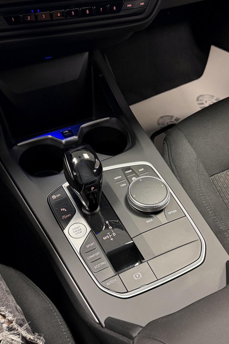 BMW 118 d Autm. Limo *Kamera*LED*NaviProfessional*, миниатюра 26