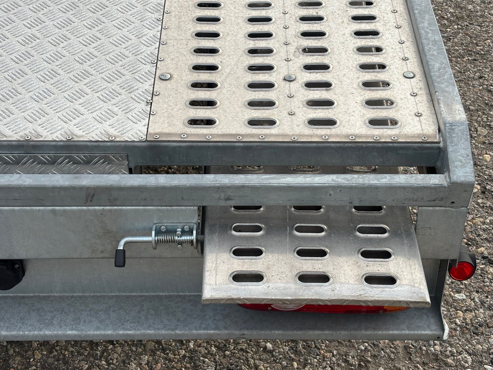 Fahrzeugabbildung Renault MASTER Abschleppwagen AHK 3,5t Klima Tempomat