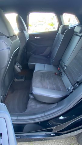 Fahrzeugabbildung BMW 218 Baureihe 2 Active Tourer 218 i M Sport NAVI+