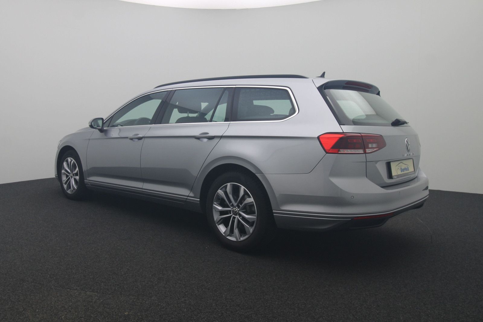 Fahrzeugabbildung Volkswagen Passat Variant 2.0 TSI DSG Business