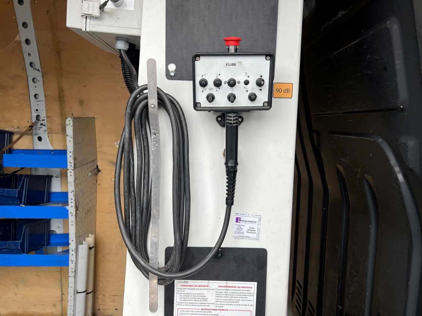 Fahrzeugabbildung Renault Master 2.3 dCi / KLUBB K32, 12,5m