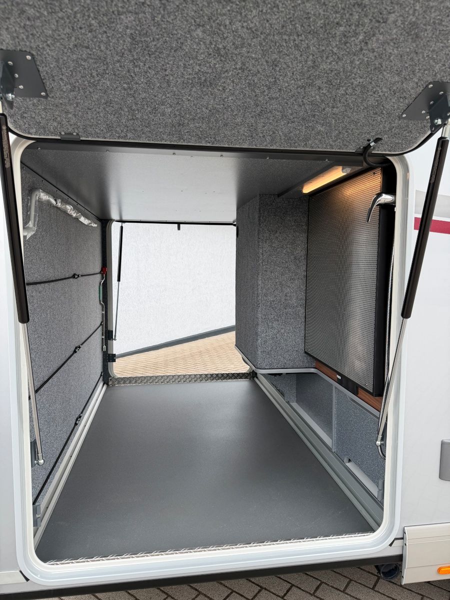 Fahrzeugabbildung Carthago chic e-line 50 LE DA Mastervolt