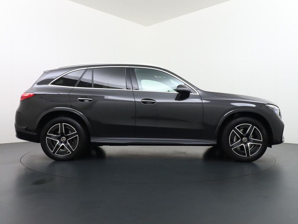 Mercedes-Benz GLC 300 300e 4MATIC AMG Line panorama dach wegkl