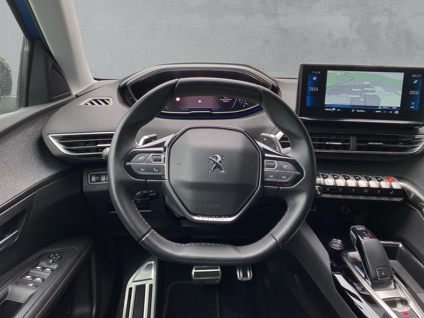 Fahrzeugabbildung Peugeot 3008 Roadtrip 1.2 PT 130 *Navi Digitales Cockpit