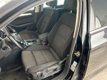 Volkswagen Passat Variant - 11
