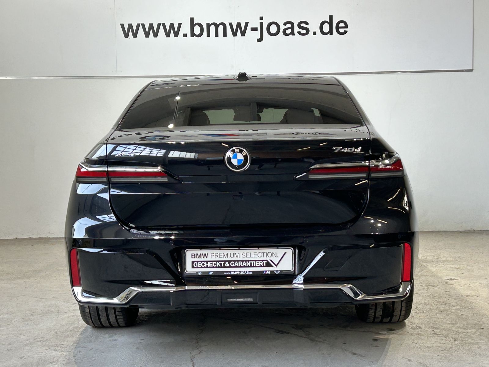 Fahrzeugabbildung BMW 740d xDrive Limousine (M Sportpaket, Sitzbelüftu